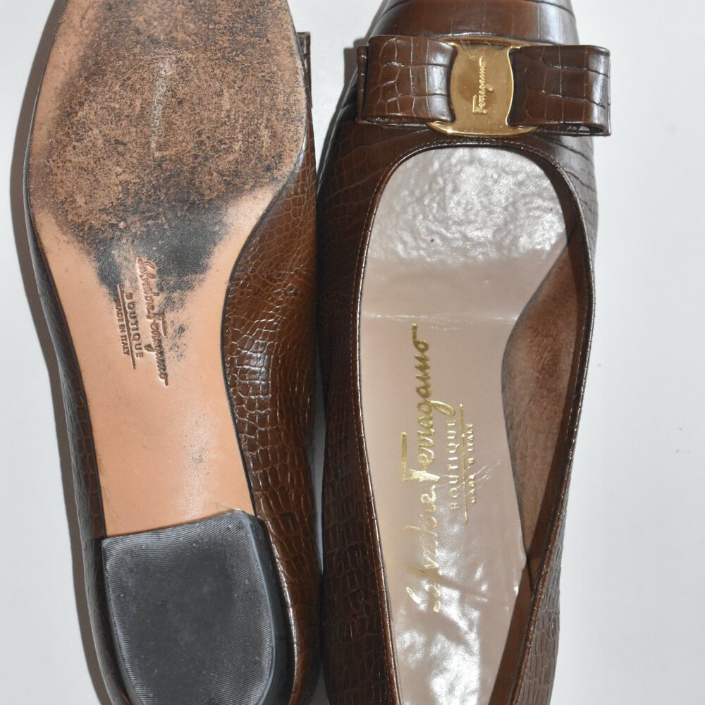 Salvatore Ferragamo Brown patent flats US 7 - Picture 6 of 6